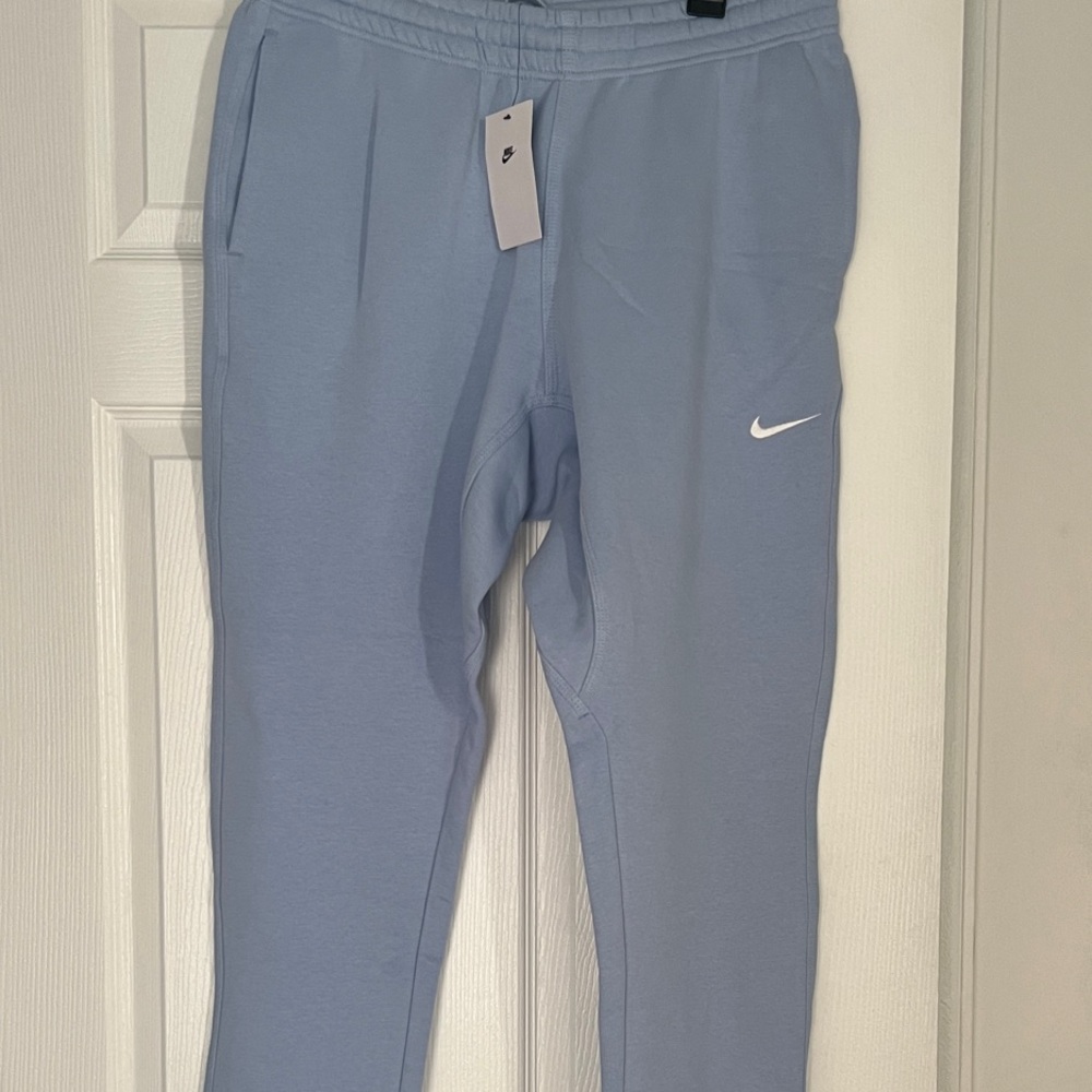 Nike Taper Fit Sweatpants